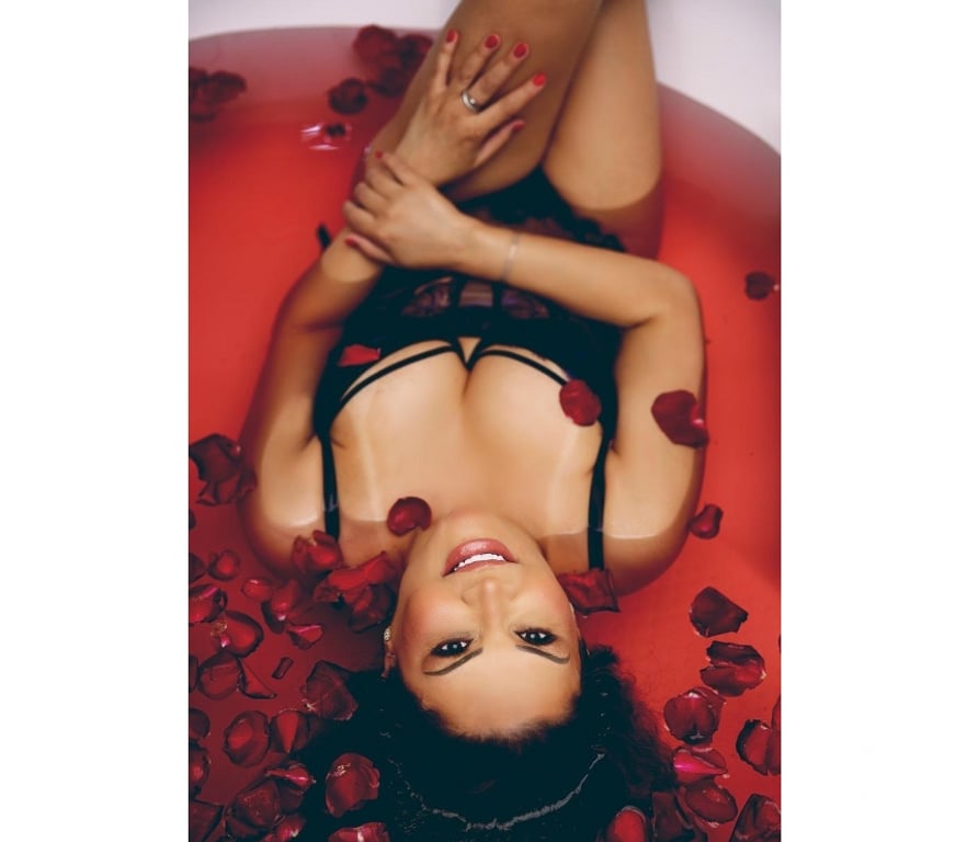 Escorts East London Canning Town - East London - Photos for ♥️♥️Safira Stunning blonde, first time here.♥️