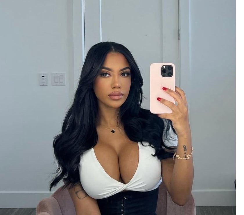 Escorts and Massages Bradford City Centre Bradford - Photos for Karen ❤️ Latina💋 party girl. best bj y A level