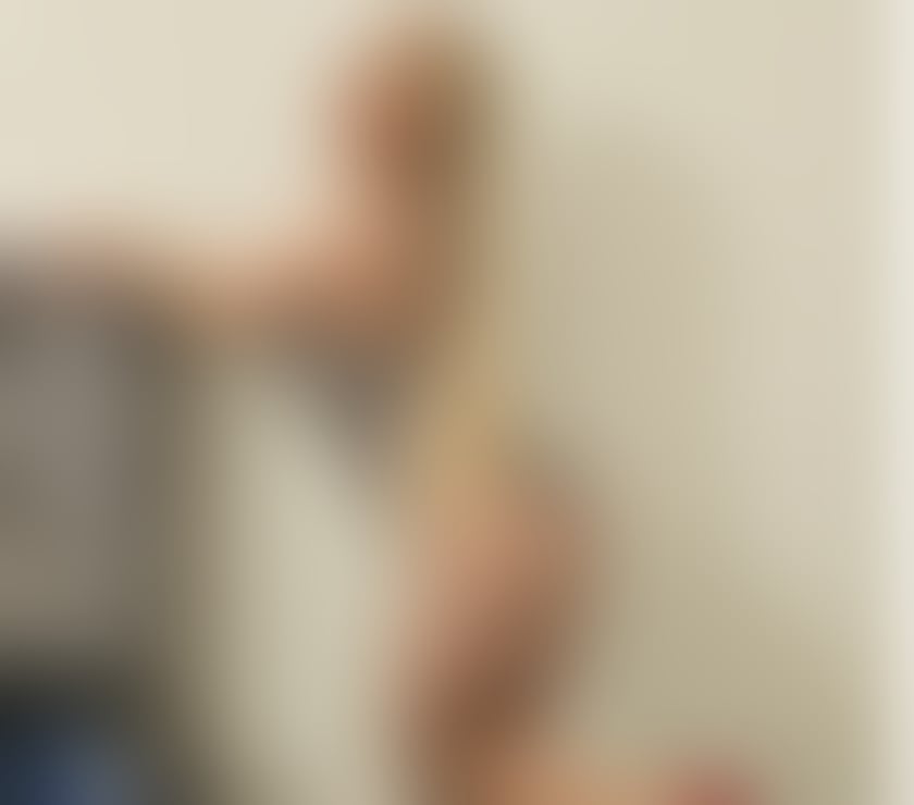 Mifl 45 yesr old outcall end incall