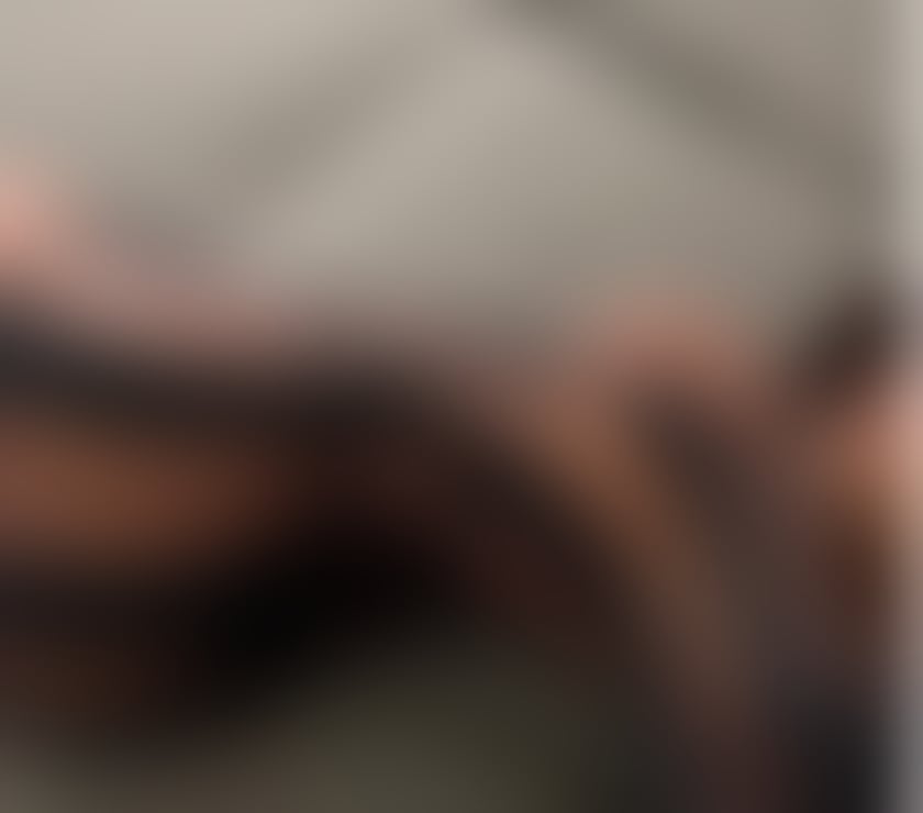 Escorts Leeds City Centre Leeds - Photos for Amber party girl🍾curvy❤️sloppy BJ🔥sweetebony