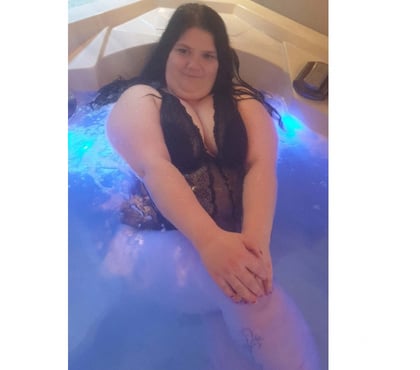 Escorts and Massages Bromsgrove Technology Park Bromsgrove - Photos for Karen Christmas super OFFER🌲🛑 magic🛑❤️