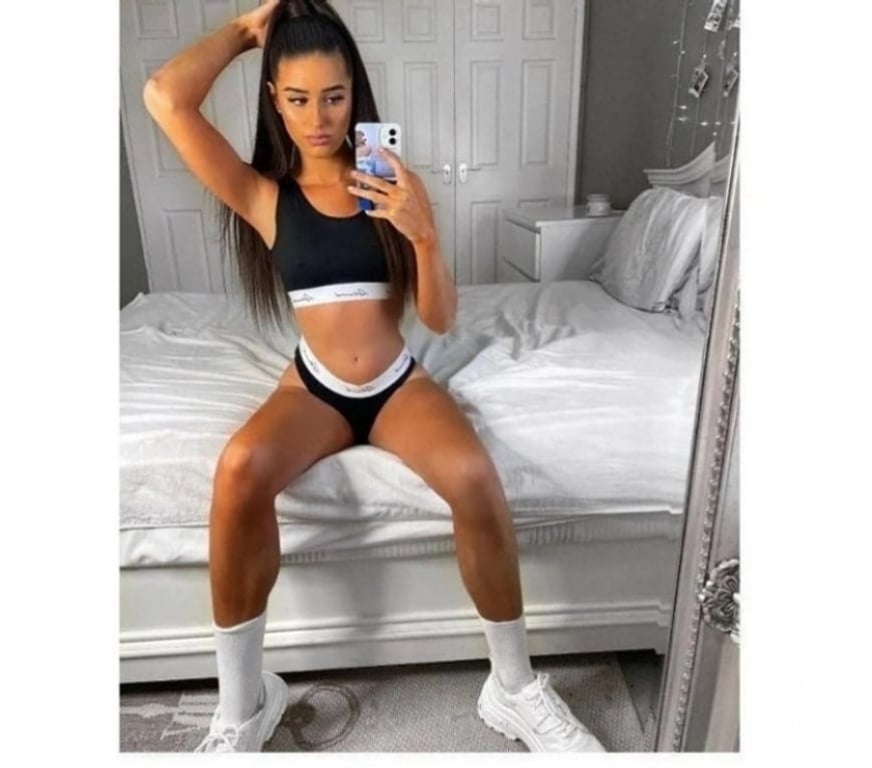 Escorts West Yorkshire Leeds - Photos for ARY blue eyes PARTY GIRL OUTCAL INCAL HOTT☎️