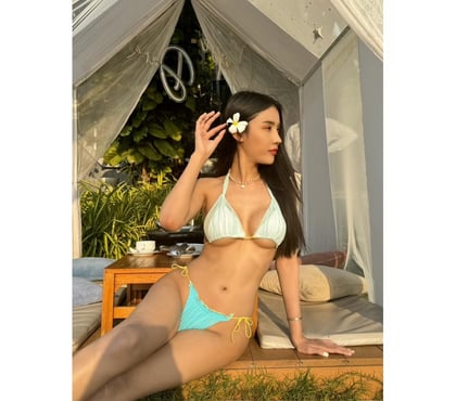 Photos for 🧚♀️I’M MORA CUTE GIRL FROM ASIA 🧚♀️