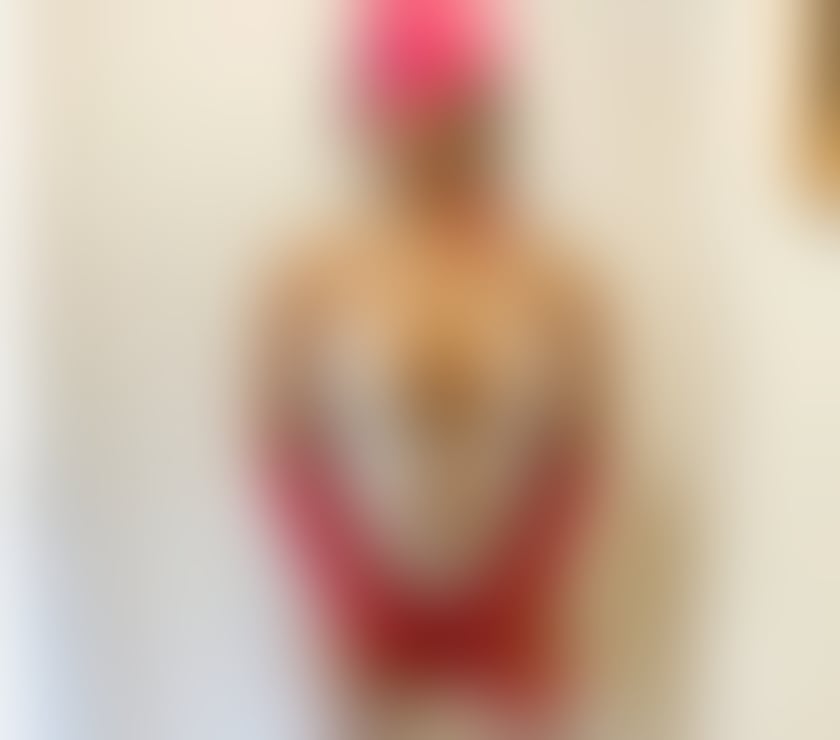 Escorts Cornwall Newquay - Cornwall - Photos for Escort and massage