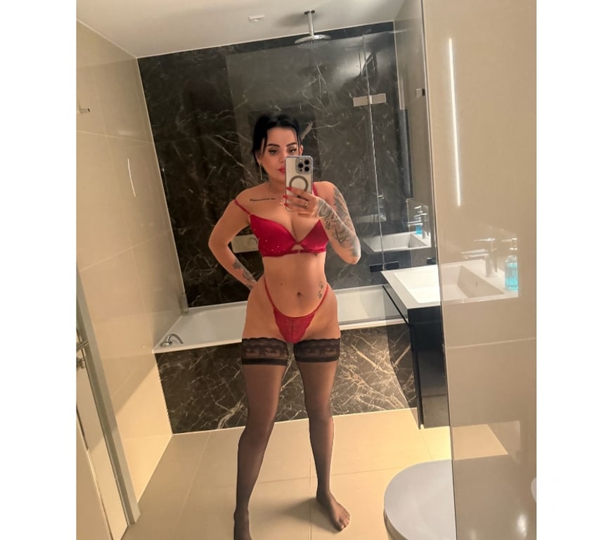 Escorts Hertfordshire Hertsmere - Photos for ANTONIA PARTY GIRL🌸BEST SERVICE🫦