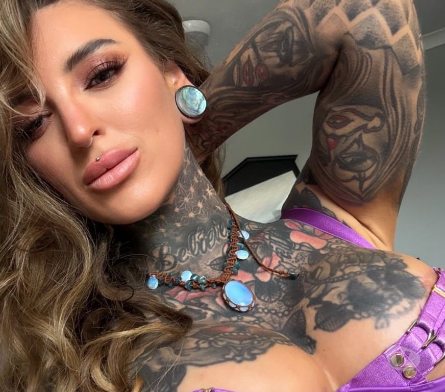 Escorts West Midlands Walsall - Photos for BRITISH TATTOO DRIBBLE QUEEN *VERIFIED MEMBER*