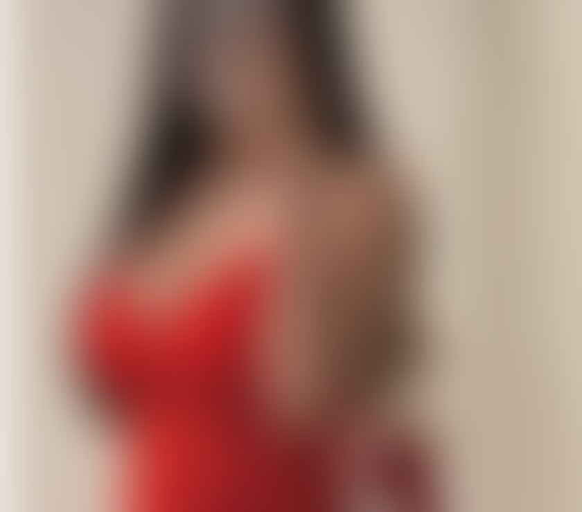 💕 NEW IN THE TOWN💕