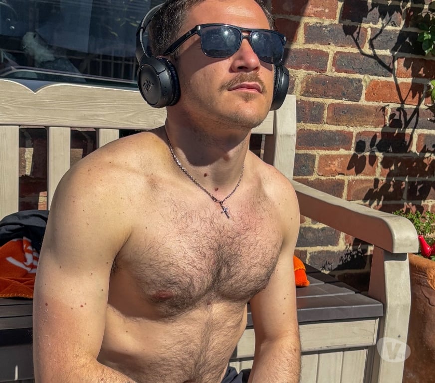  Gay massage South East London Surrey Quays Station - South East London - Photos for Straight Curious for men Massage 