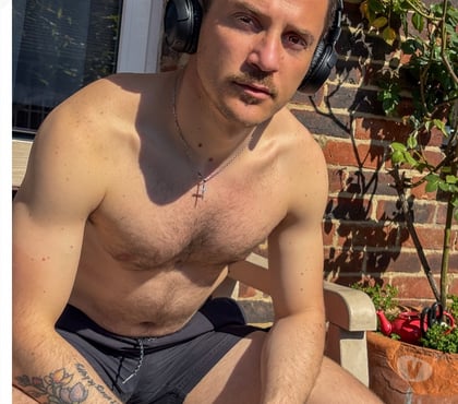 Gay Escorts Surrey Quays Station South East London - Photos for Bisexual for fun Massage