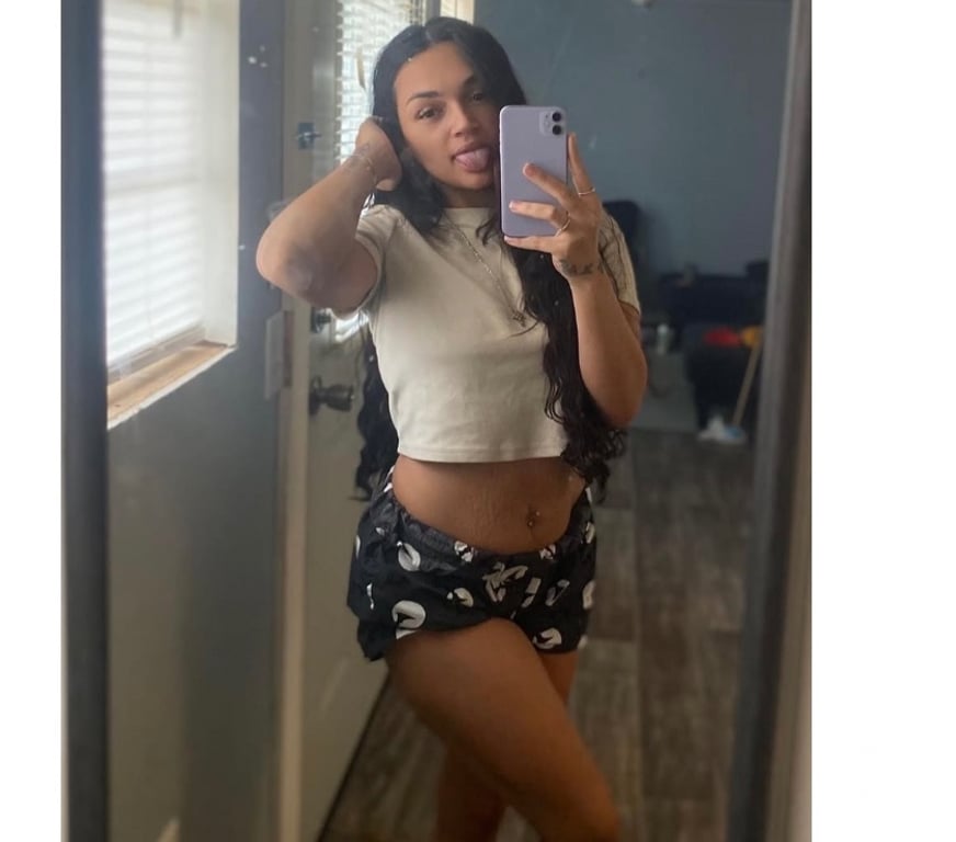 Escorts Brent South Kenton Station - Brent - Photos for Amy here to enjoy