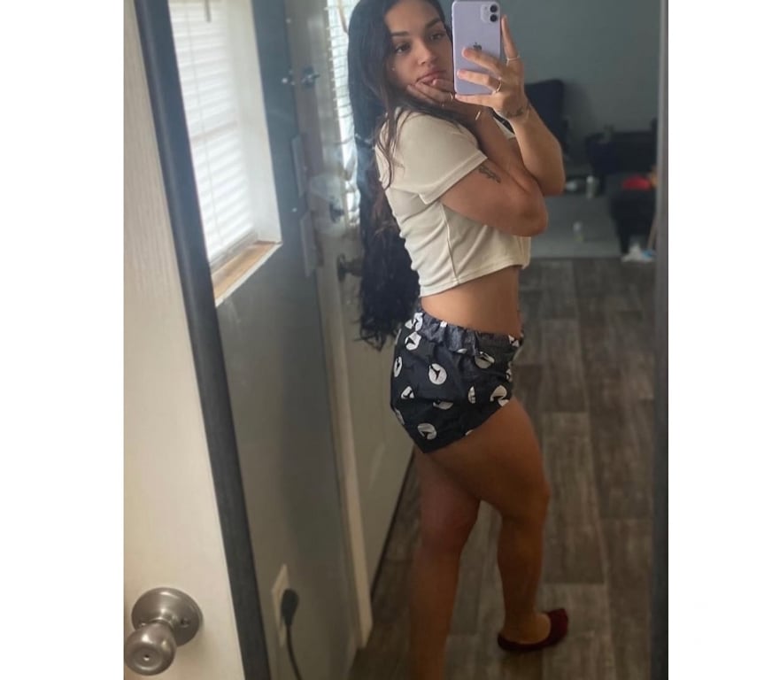 Escorts Brent South Kenton Station - Brent - Photos for Amy here to enjoy