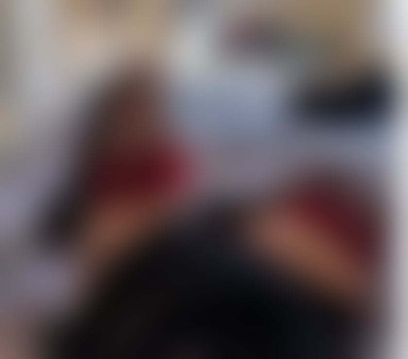 Escorts West Midlands Walsall - Photos for Genuine relaxed GFE with a sensual, friendly British woman