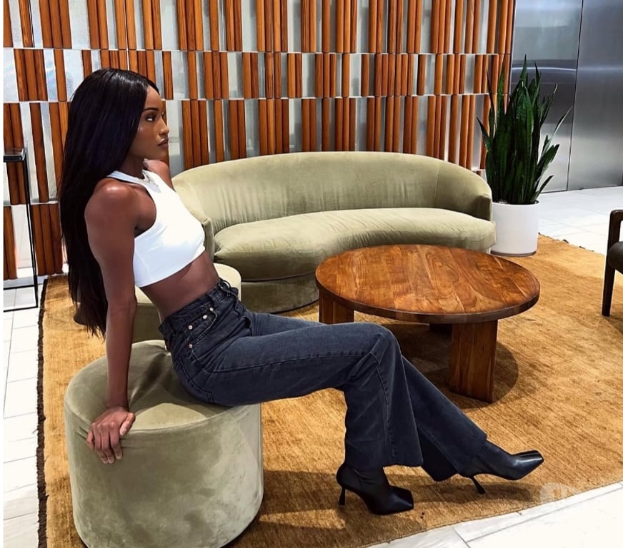 Escorts Glasgow Blythswood Hill - Glasgow - Photos for Beautiful Slim Claraline