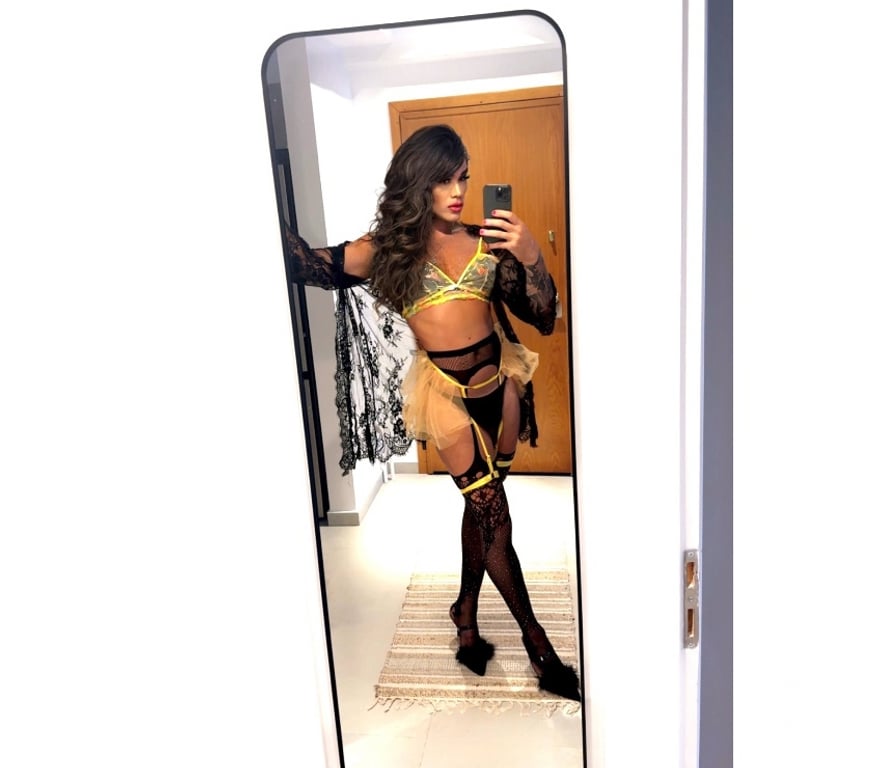 Trans Escorts East London Stratford International - DLR Station - East London - Photos for SABRINA: Your Ultimate Trans Fantasy Experience BIG XL 🍆