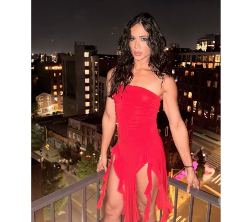 Trans Escorts East London Stratford International - DLR Station - East London - Photos for SABRINA: Your Ultimate Trans Fantasy Experience BIG XL 🍆