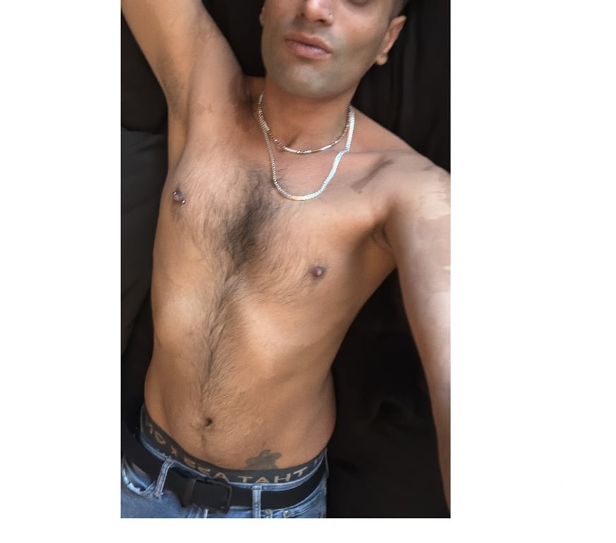  Gay massage Hertfordshire St. Albans - Photos for Disceet, vers, hung, horny and available for Nsa!!