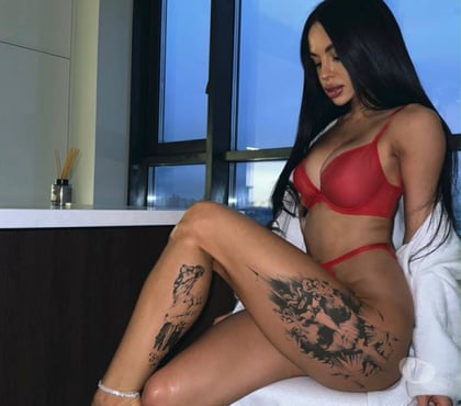 Escorts Exeter City Centre Exeter - Photos for ✨ Elly — Outcall Available | Fun & Party Vibes✅