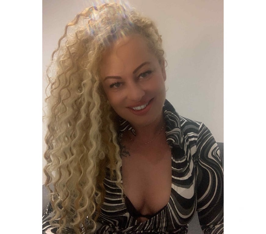 Escorts East London Leyton - East London - Photos for ✨💛REBECCA✨💛 including OWO🤤⚡️