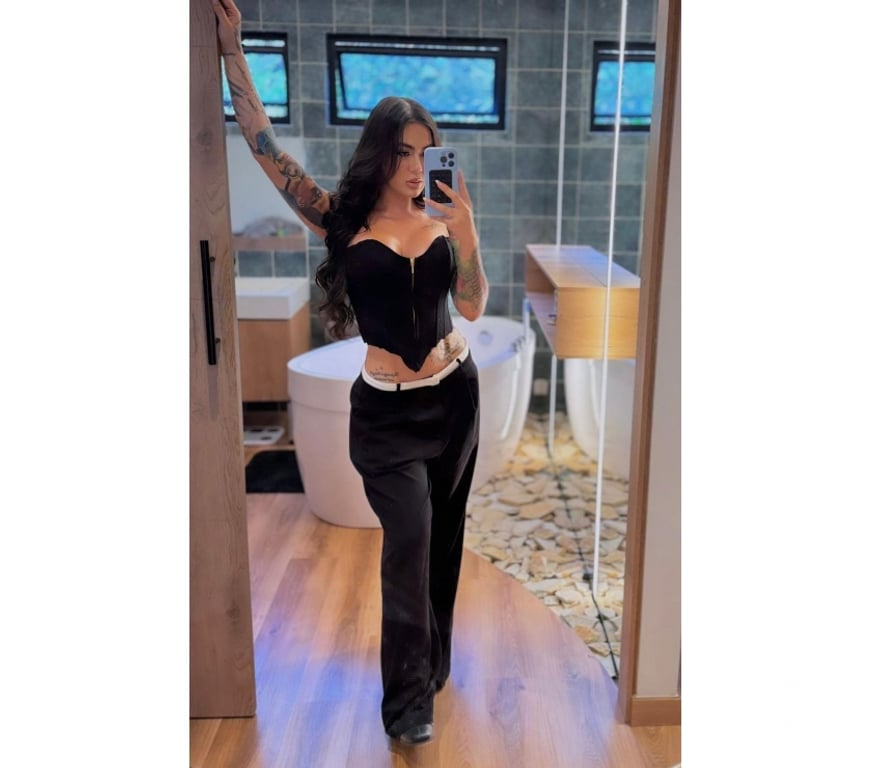 Escorts West Midlands Birmingham - Photos for BEAUTIFUL BRUNETTE JADE NEW IN TOWN!!