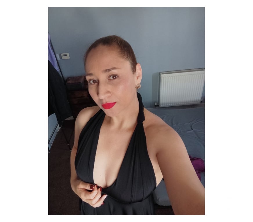 Escorts West London Hillingdon - Photos for I’m Tania❤️new girl in town