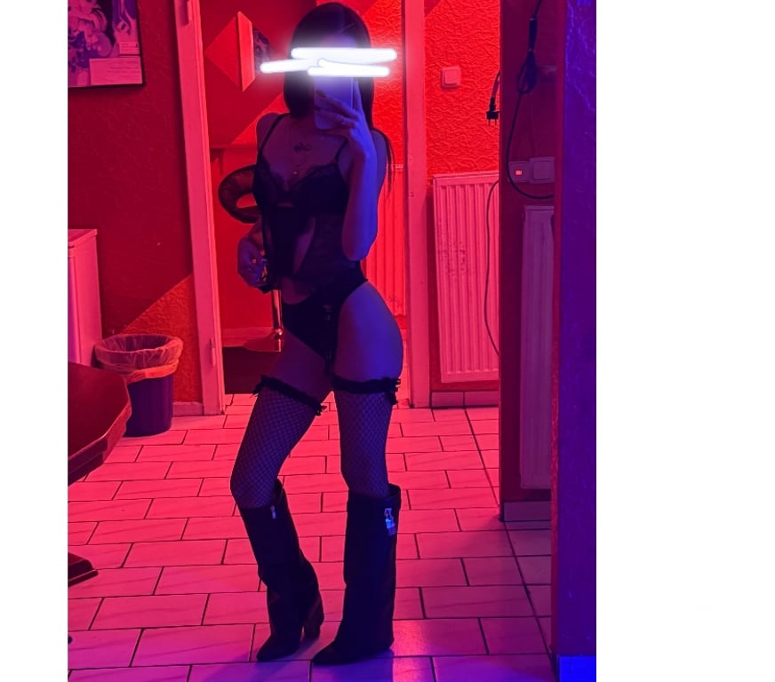 Escorts York York City Centre - York - Photos for Sopiha ❤️Very sexy 🔥dominant girl 👠Party girl 🥂