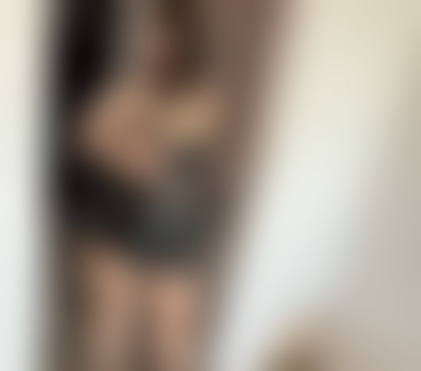 Escorts West Yorkshire Kirklees - Photos for Hello I’m Giulia new here party girls