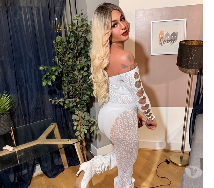 Trans Escorts Merseyside Liverpool - Photos for Miss Cristina PARTTY LONG TIME 🥳🎉