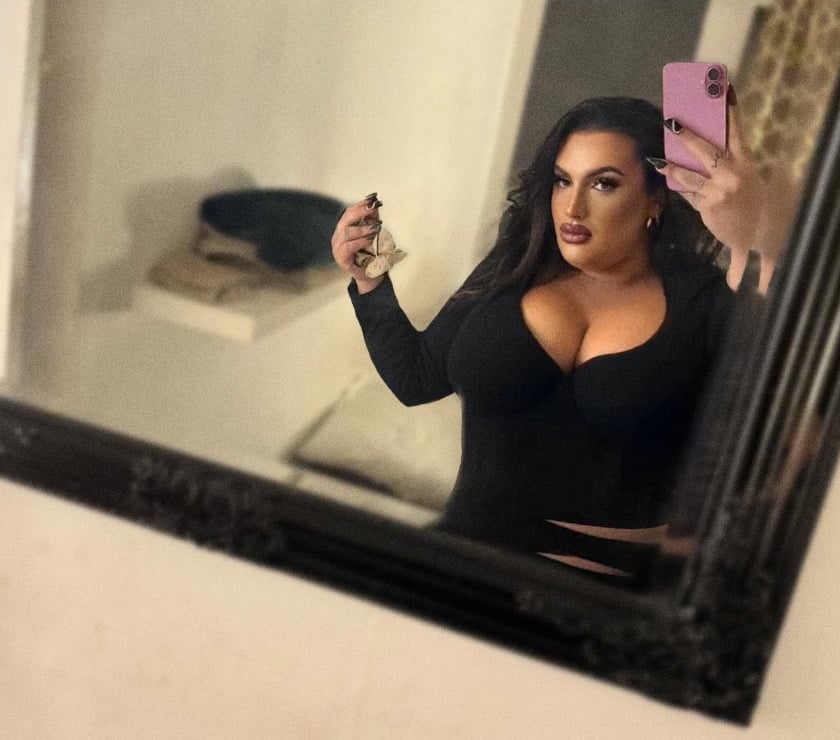 Escorts East London Canning Town - East London - Photos for TRANS AMELIA FAT ASS HEAD GAME PS LVL (sck ur soul out)