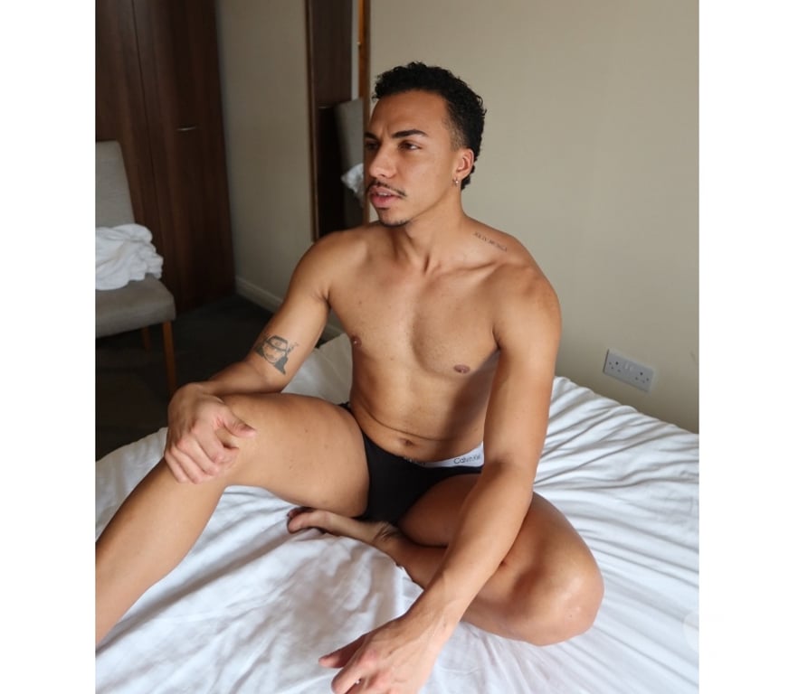  Gay massage South West London Battersea - South West London - Photos for VERS XXL AND NICE PEACHE