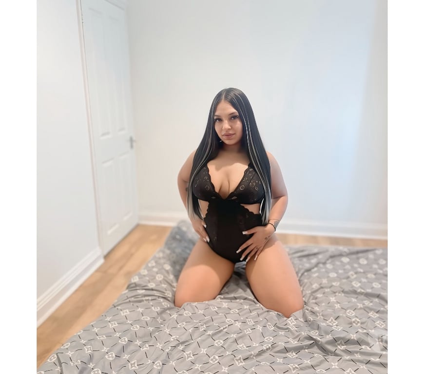 Escorts South East London Eltham - South East London - Photos for Raissa New In Town 🏙️ Best Party 🎉🍺🥂