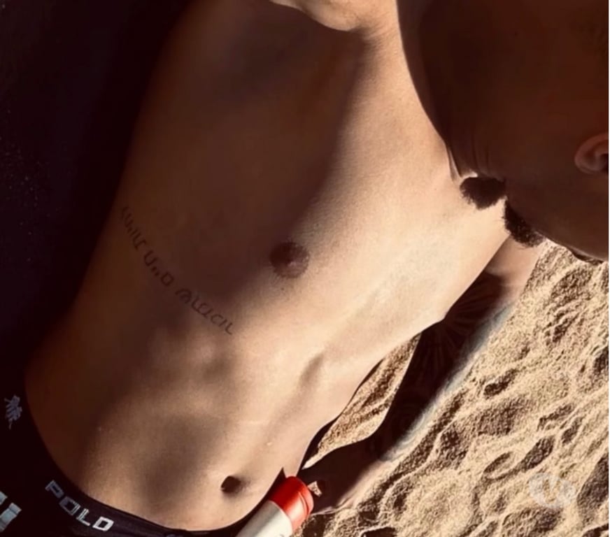  Gay massage Surrey Guildford - Photos for JADEN BRAZILIAN BOY