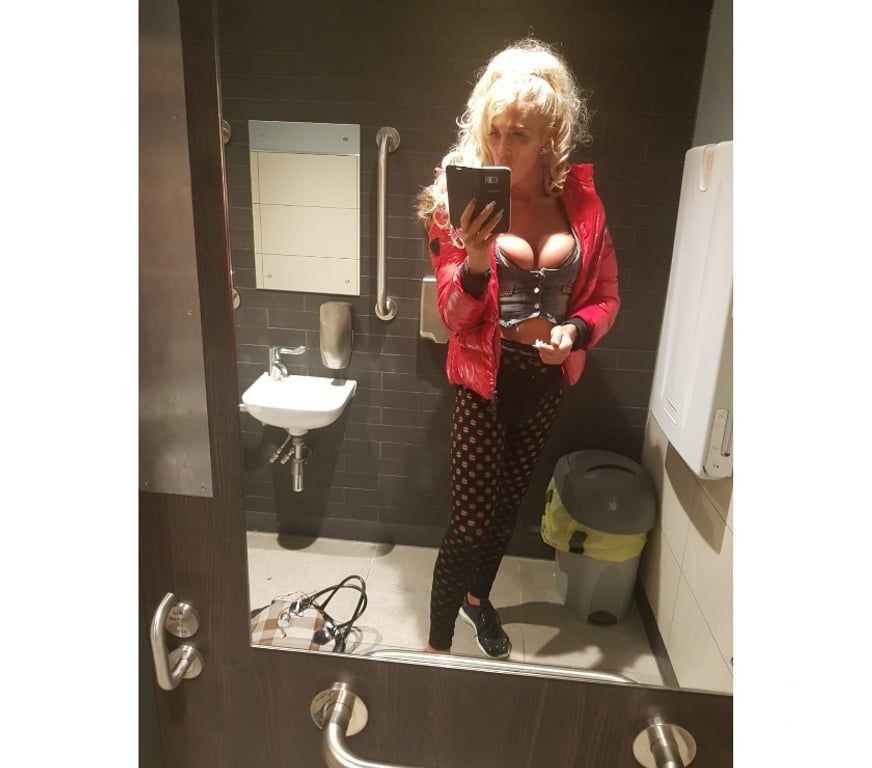 Trans Escorts East Sussex Brighton - Photos for The naughtiest foxy vixen _007 my body well drive you wild