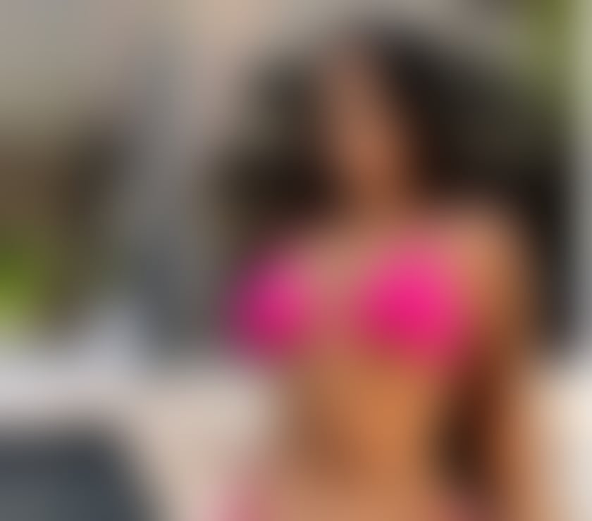 Escorts East London Canary Wharf - East London - Photos for ¡PLAYFUL LATINA BABE!