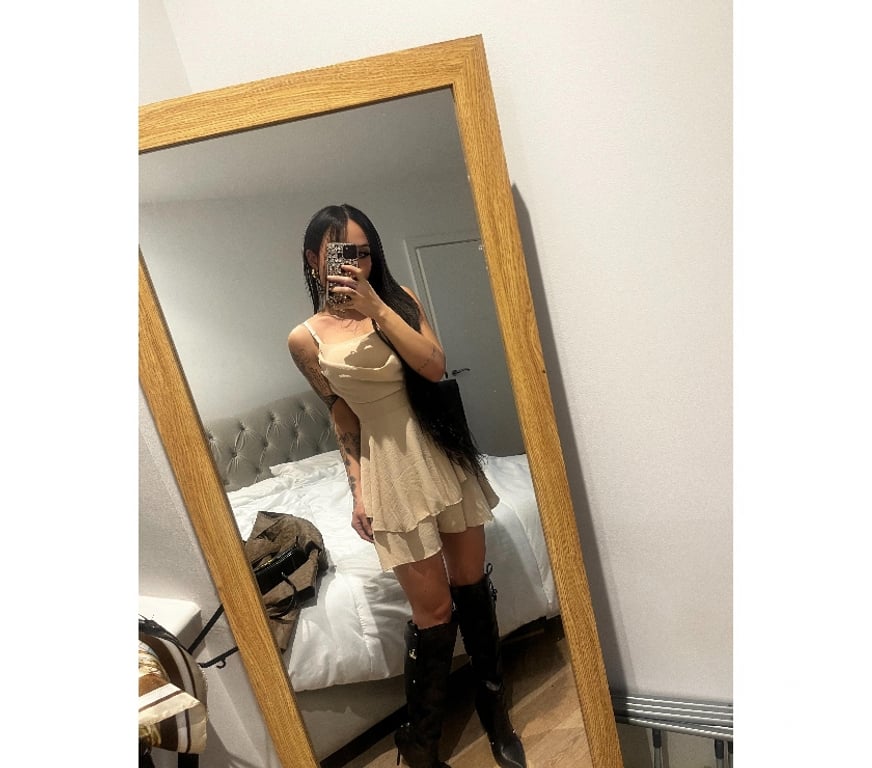 Escorts Essex Epping Forest - Photos for Busty Barbara available 24 7