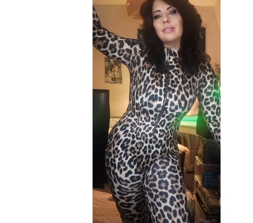 Escorts Hampshire Portsmouth - Photos for Sensual ,seductive Milf