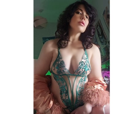 Escorts and Massages Portsmouth City Centre Portsmouth - Photos for Sensual ,seductive Milf