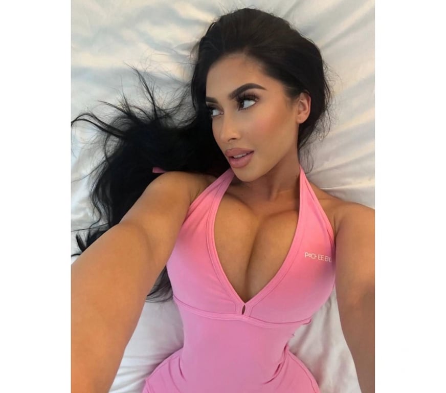 Escorts Greater Manchester Manchester - Photos for LORE 🇧🇷 Brunette PARTY GIRL 🍾