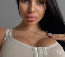 New In Town Bella best service party girl