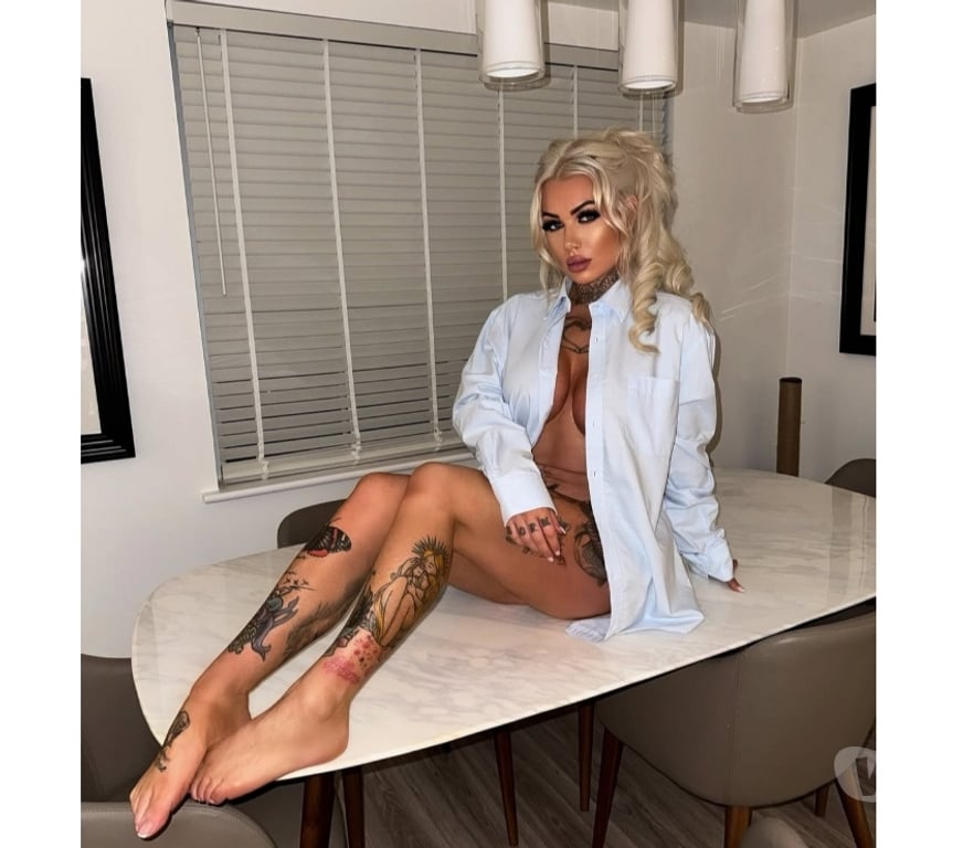 Escorts Staffordshire Stoke-on-Trent - Photos for HOT PARTY GIRL🔞 ONLY OUTCALL NO RUSH BEST OWO💦