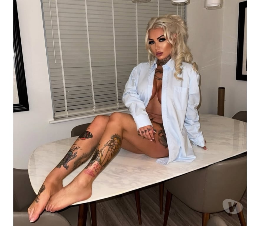 Escorts Wiltshire Swindon - Photos for HOT PARTY GIRL🔞 ONLY OUTCALL NO RUSH BEST OWO💦