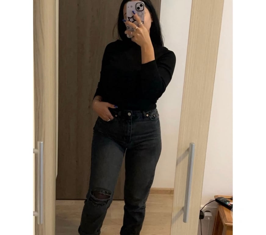 Escorts North London Harringay - North London - Photos for HELLO IM ELLY!!NEW IN TOWN!!JUST FOR 2 DAY 😘