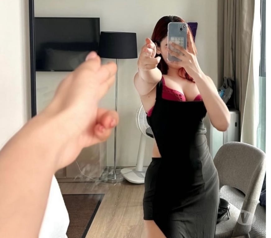 Escorts East London Redbridge - Photos for Roshni ❤️ New Girl In ilford 🥰 YOUR GIRL FRIEND