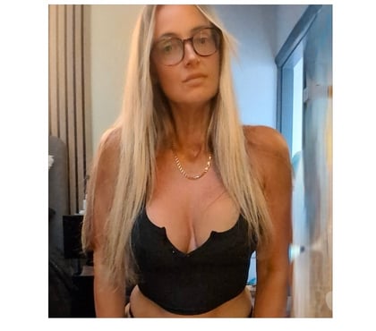 Adult Entertainment Manchester City Centre Manchester - Photos for English Blonde Gym MILF, BUSTY and NAUGHTY 🫦
