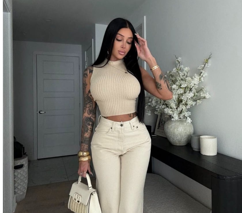  Escorts Hounslow Town Centre Hounslow - Photos for 🍒 NAUGHTY JULIA 🔝 TOP SERVICES 🔥