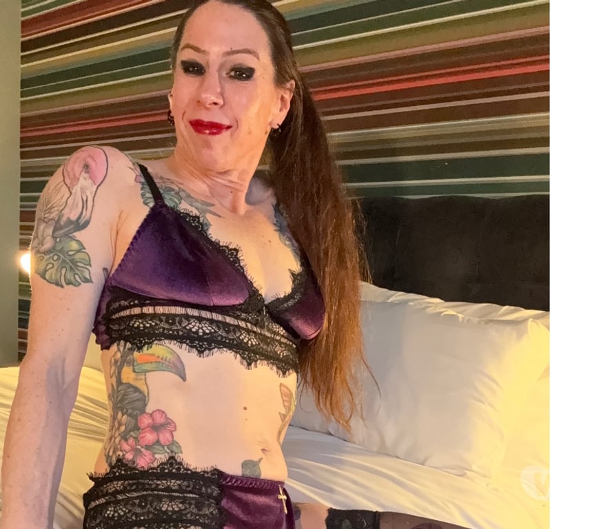 Escorts West Midlands Birmingham - Photos for Sexy Dominant MILF 🍒