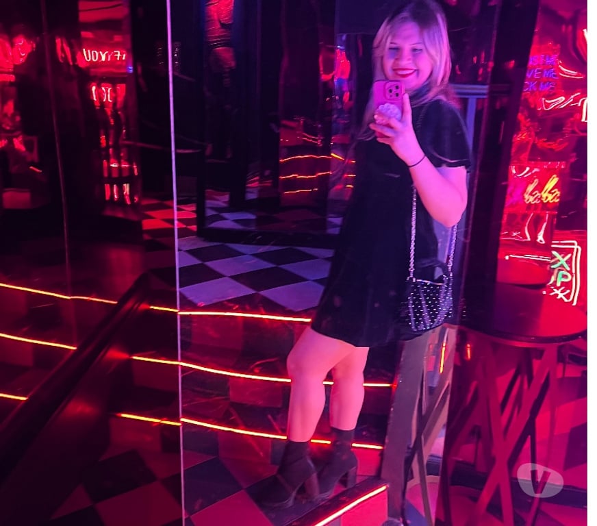 Escorts Kent Ashford - Photos for Jully, Hot Girl🔥 Discreet & Friendly 😈 Party Girl 🎉