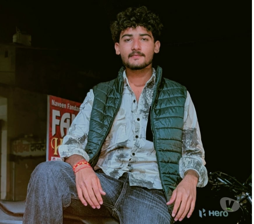  Gay massage West Yorkshire Leeds - Photos for Hey I'm sonu and message me on WhatsApp