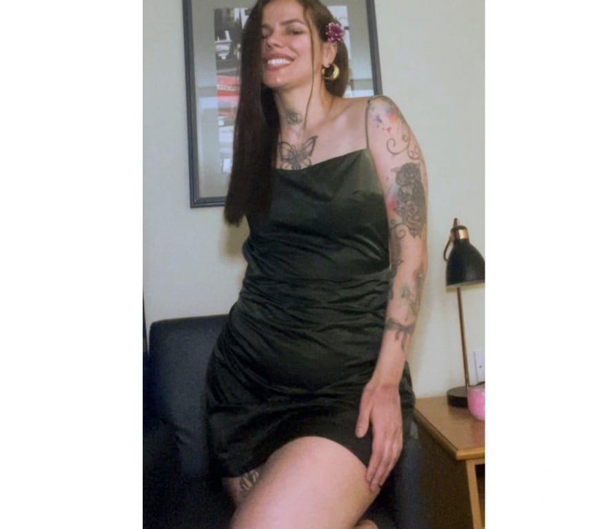 Escorts South West London Kingston upon Thames - Photos for LAURA ALICE PARTY GIRL 🥳🎉 THE QUEEN OF BJ