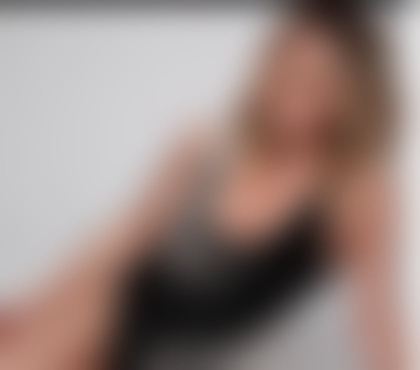 Escorts Central London Tower Hill - Central London - Photos for High Class English MILF ( naughty gentlemen only )