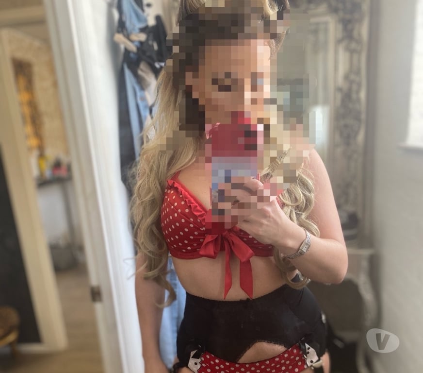 Escorts Central London Tower Hill - Central London - Photos for High Class English MILF ( naughty gentlemen only )